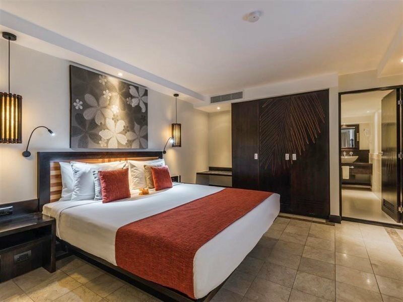 ホテル ザ ワーウィック フィジー コロレブ エクステリア 写真 A bedroom at the Taj Bengal