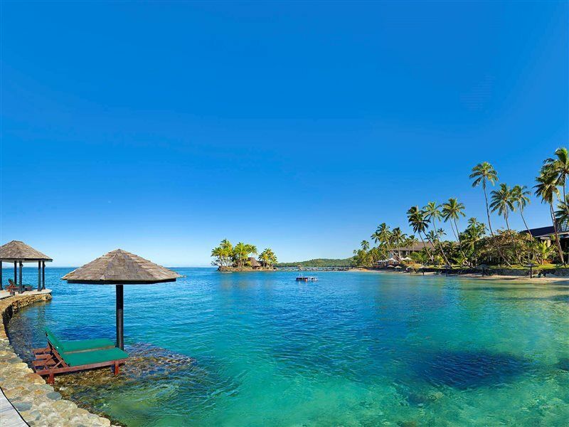ホテル ザ ワーウィック フィジー コロレブ エクステリア 写真 View of the lagoon